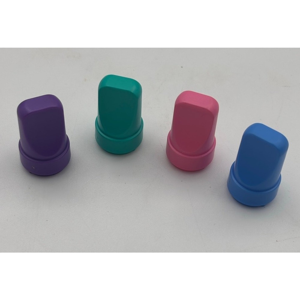 1992 The Baby sitters Club‎ Mystery Game Replacement Part- 4 PLAYER TOKENS